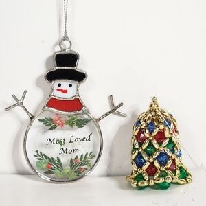 HAND NADE BEADED CHRISTMAS BELL ORNAMENT AND GLASS MOST LOVED MOM ORNAMENT